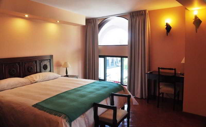 Katari Hotel At Plaza De Armas Арекуипа Екстериор снимка