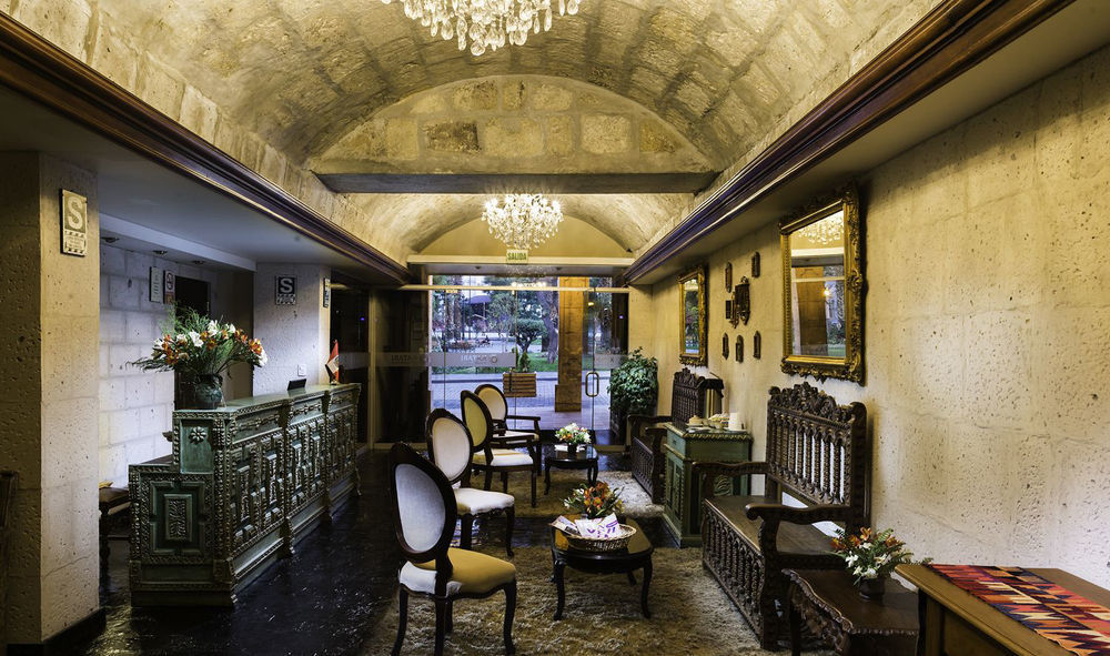 Katari Hotel At Plaza De Armas Арекуипа Екстериор снимка