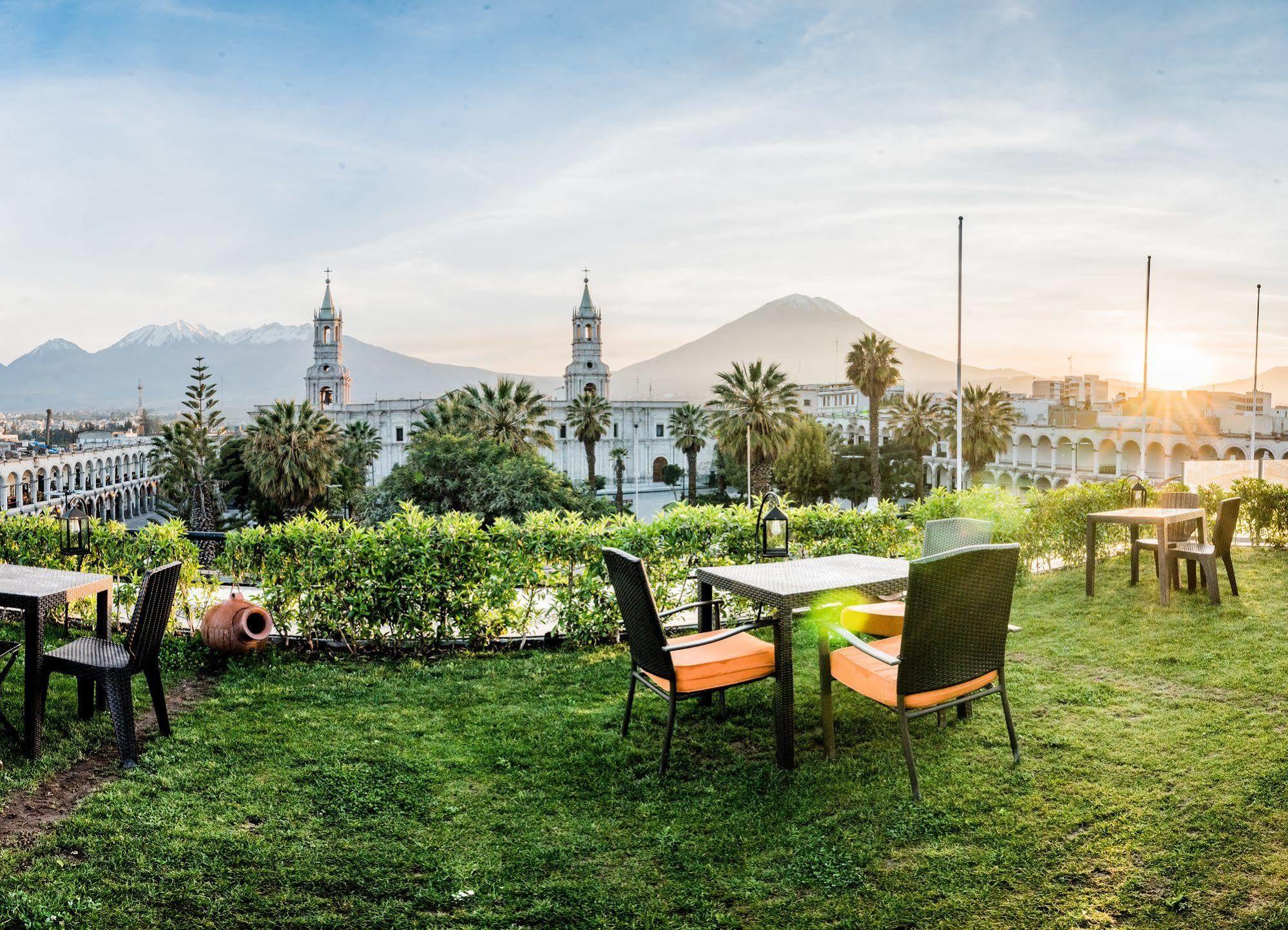 Katari Hotel At Plaza De Armas Арекуипа Екстериор снимка